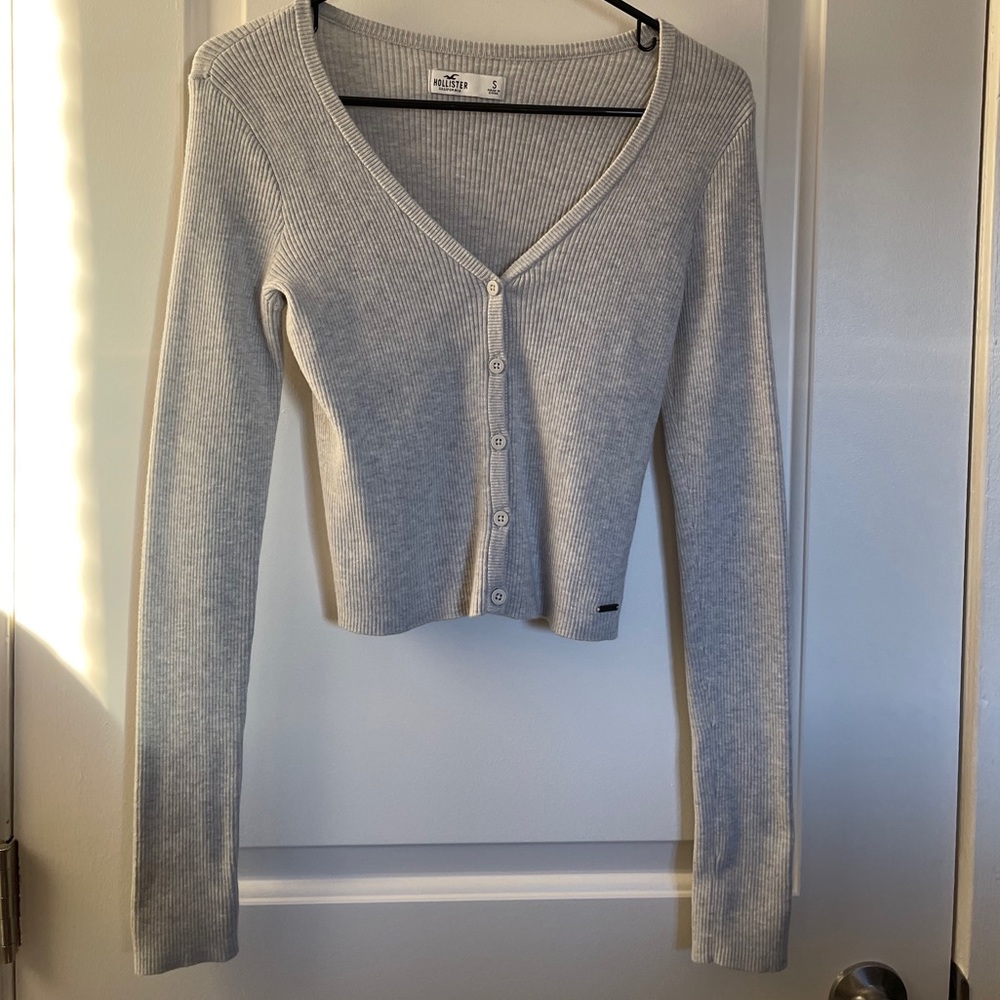 Hollister Cropped Button Down Cardigan